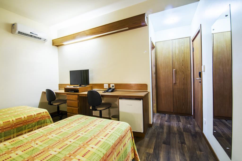 Jr Hotel Marília Habitación foto