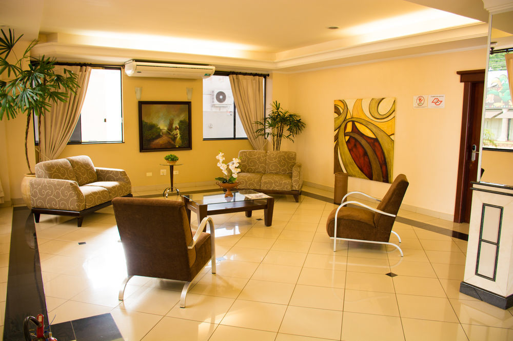 Jr Hotel Marília Exterior foto